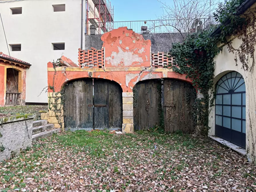 Immagine 12 di Villa in vendita  in corso garibadi 72 a Thiene