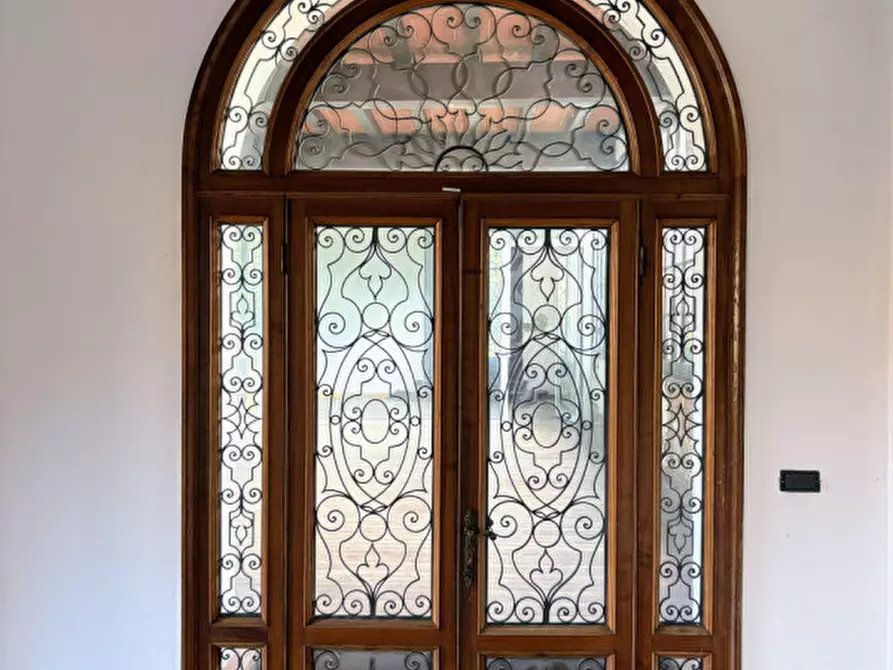 Immagine 30 di Villa in vendita  in corso garibadi 72 a Thiene