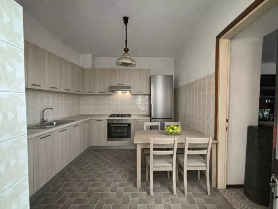 Immagine 3 di Rustico / casale in vendita  in via castello 69 a Serle