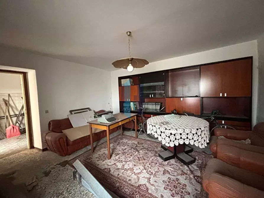 Immagine 6 di Rustico / casale in vendita  in via castello 69 a Serle