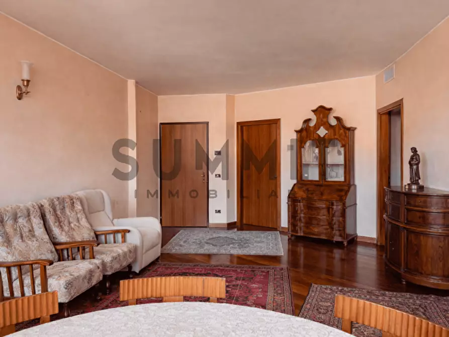 Immagine 10 di Appartamento in vendita  in DUOMO SCHIO a Schio