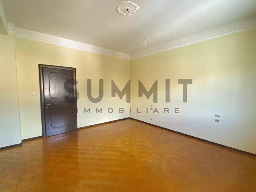 Immagine 8 di Appartamento in vendita  a Schio