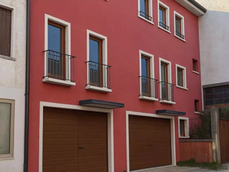Immagine 2 di Villetta a schiera in vendita  in Via della Libertà a Piovene Rocchette