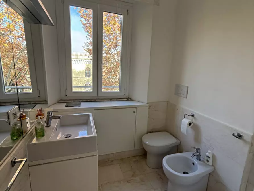Immagine 4 di Appartamento in affitto  in Viale Giulio Cesare a Roma