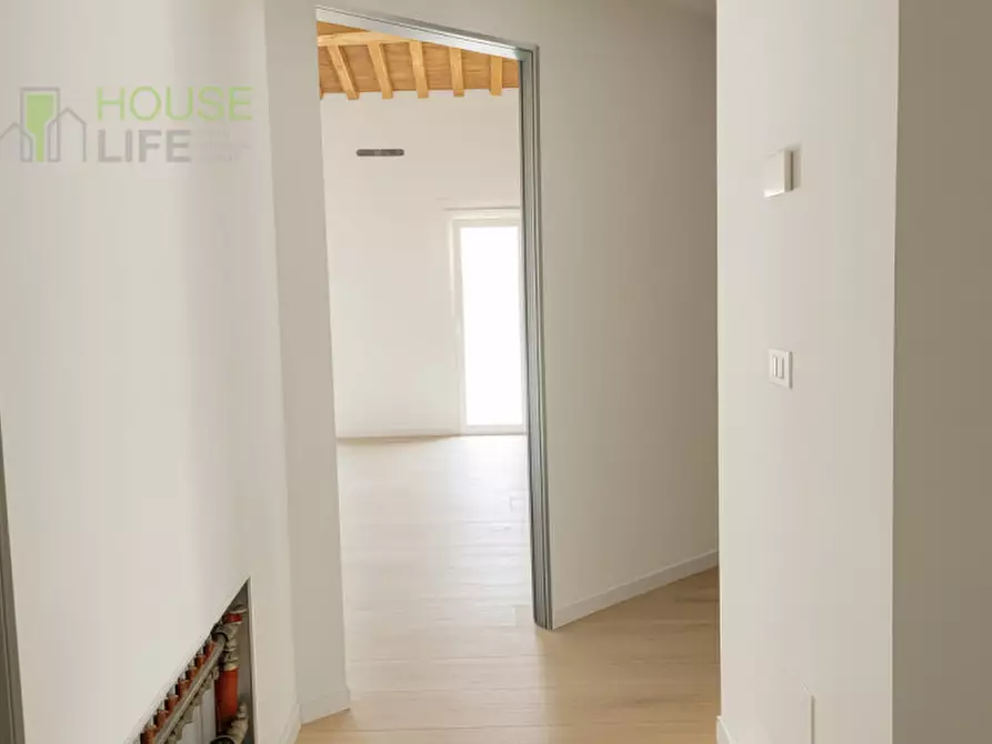 Immagine 6 di Appartamento in vendita  in via Pedrazza a Thiene