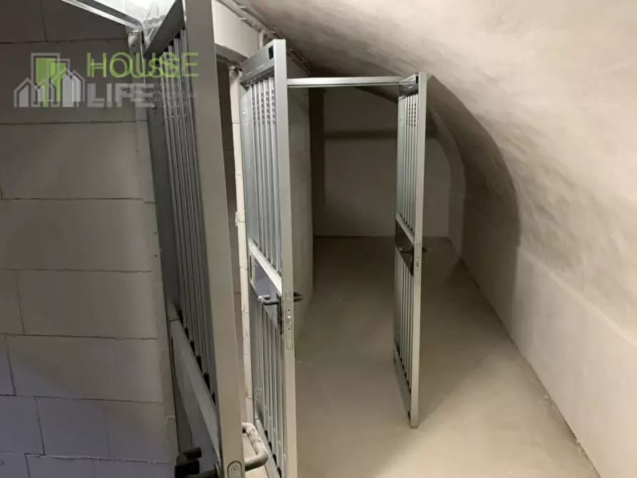 Immagine 14 di Appartamento in vendita  in via Pedrazza a Thiene