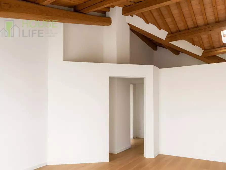 Immagine 20 di Appartamento in vendita  in via Pedrazza a Thiene