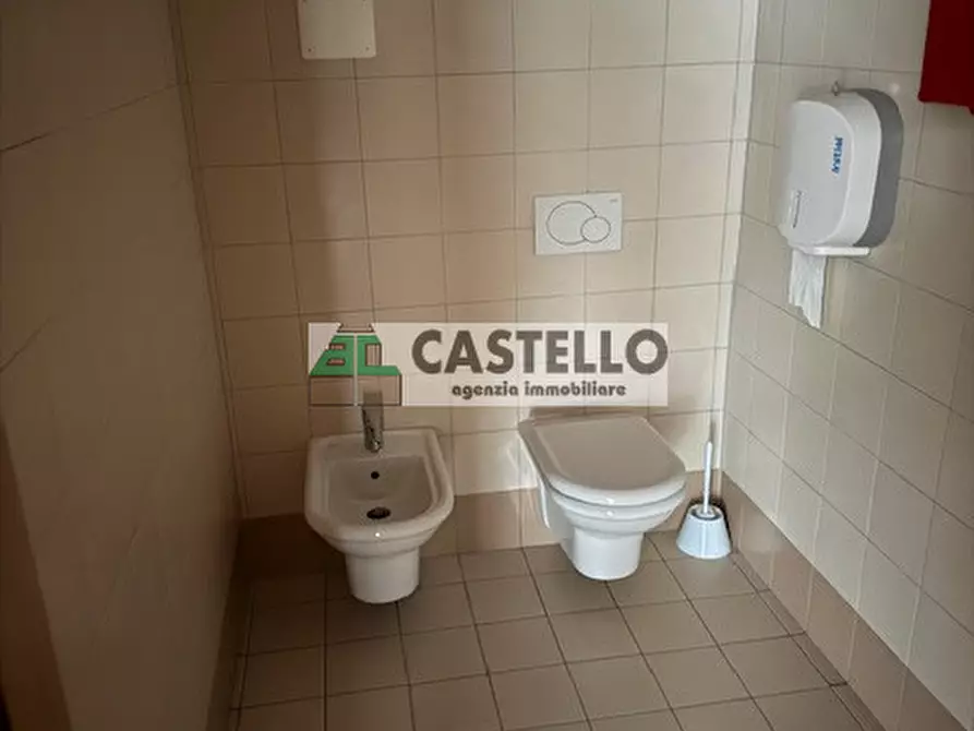 Immagine 7 di Negozio in vendita  in Piazzale Castagnara a Cadoneghe