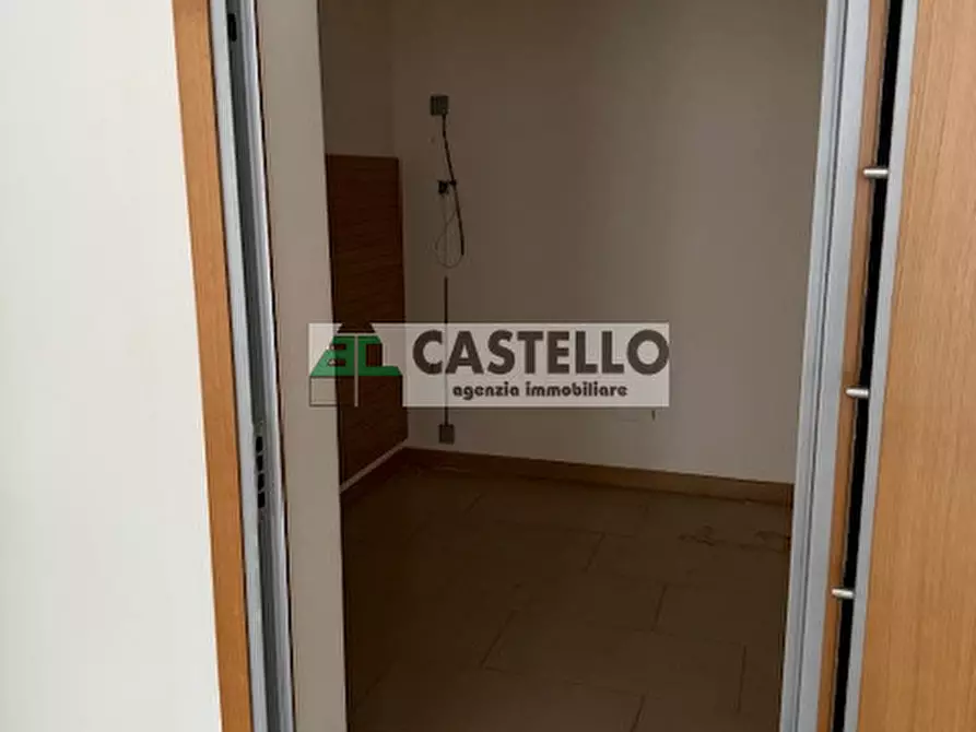 Immagine 8 di Negozio in vendita  in Piazzale Castagnara a Cadoneghe