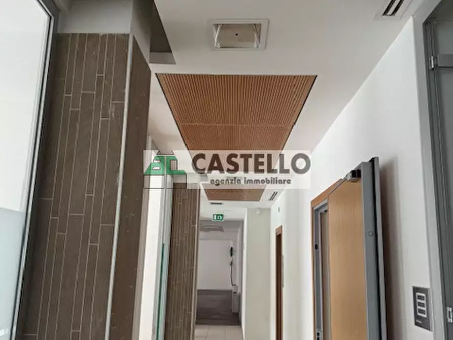 Immagine 17 di Negozio in vendita  in Piazzale Castagnara a Cadoneghe