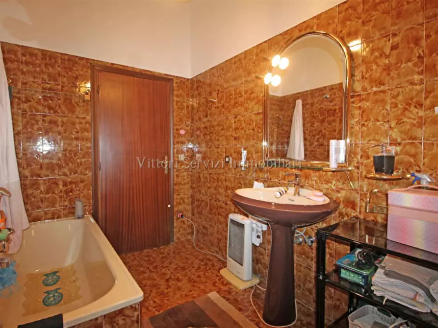 Immagine 16 di Appartamento in vendita  in Via Piave a Torrita Di Siena