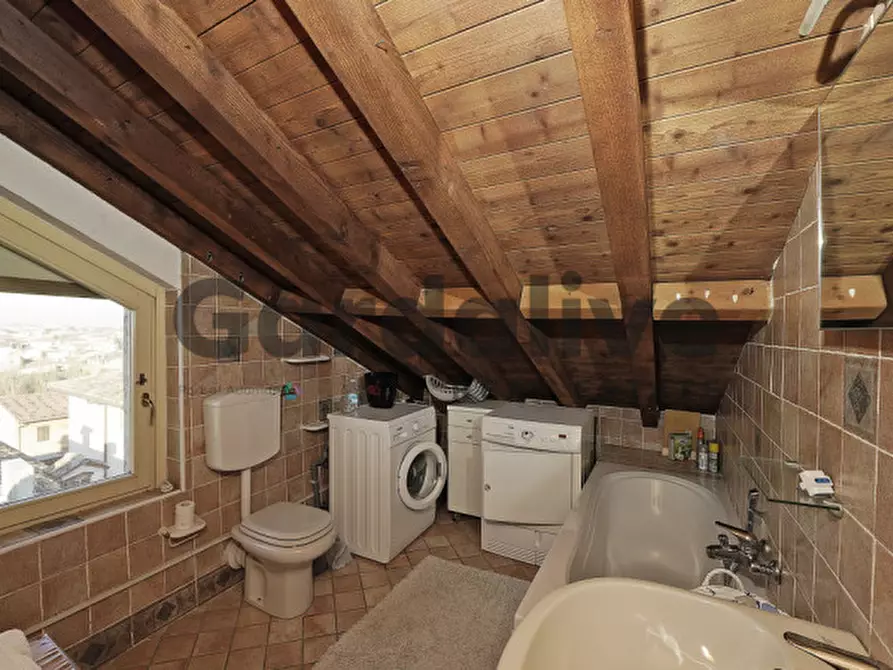 Immagine 21 di Appartamento in vendita  in Via Zanardelli 151 a Castiglione Delle Stiviere