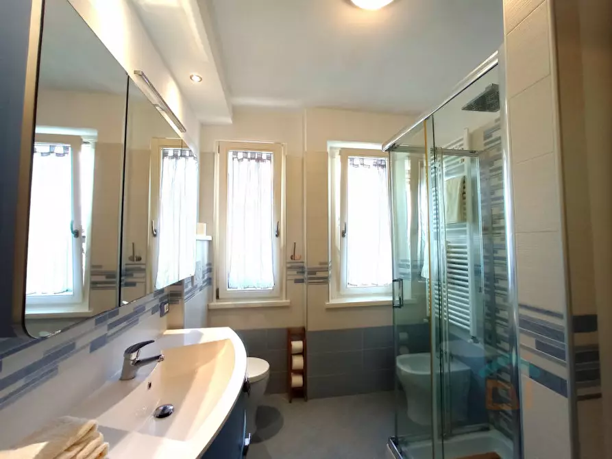 Immagine 11 di Appartamento in vendita  in via Carnia 18 a Cervignano Del Friuli