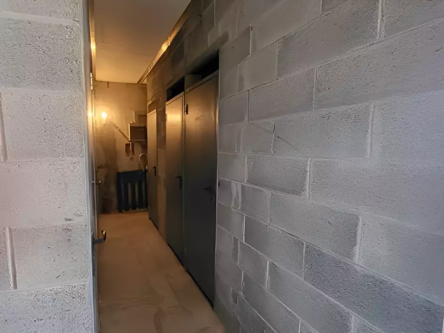 Immagine 12 di Appartamento in vendita  in Via Guglielmo Oberdan n. 7 a Pantigliate