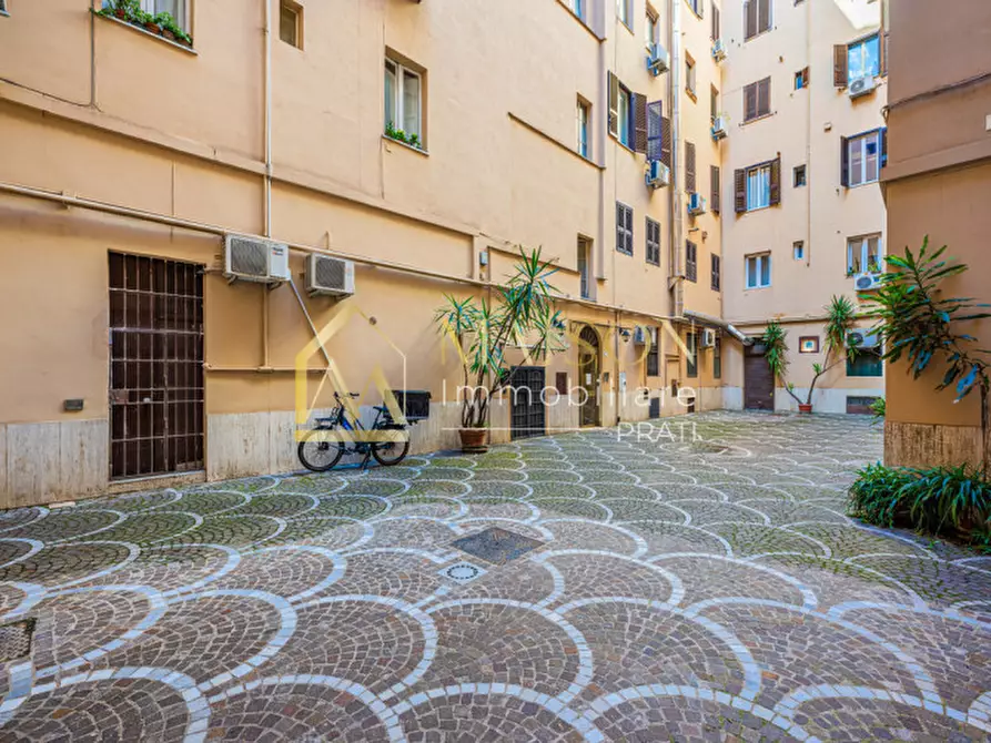 Immagine 3 di Appartamento in vendita  in Via Candia a Roma