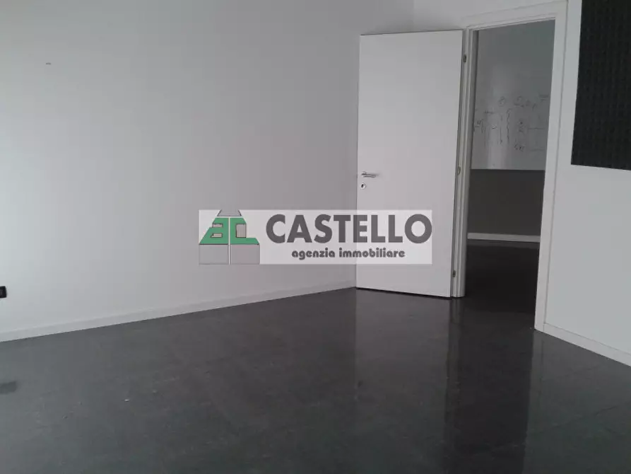 Immagine 7 di Ufficio in vendita  in Via Tiziano Aspetti a Padova