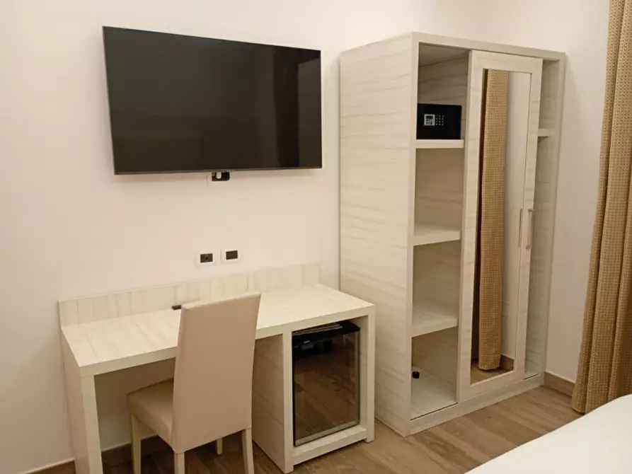 Immagine 2 di Camera in affitto  in Corso Novara 1 a Napoli