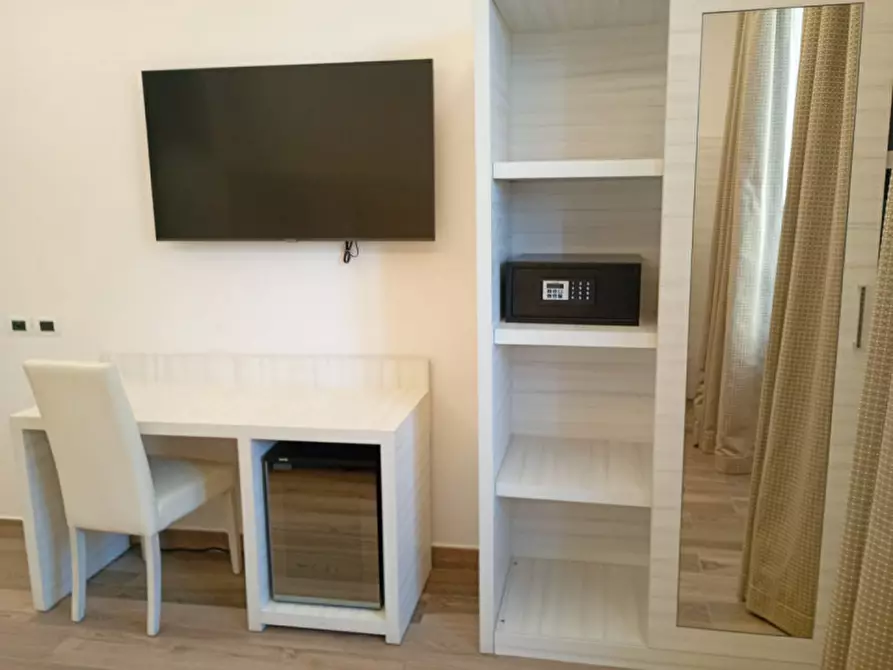 Immagine 3 di Camera in affitto  in Corso Novara 1 a Napoli