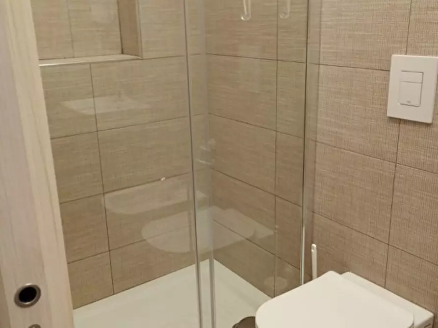 Immagine 5 di Camera in affitto  in Corso Novara 1 a Napoli