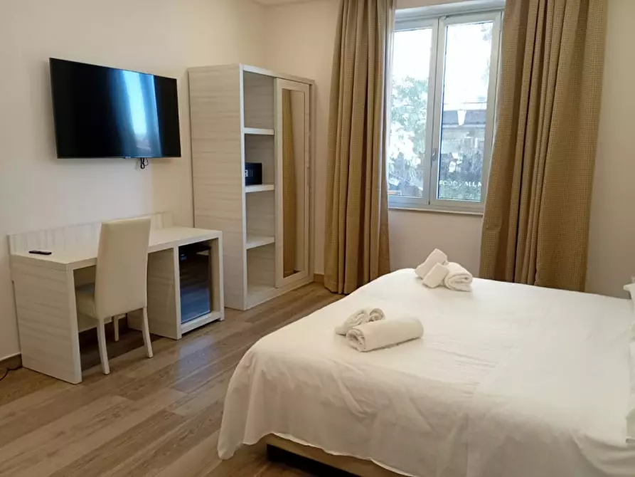 Immagine 9 di Camera in affitto  in Corso Novara 1 a Napoli