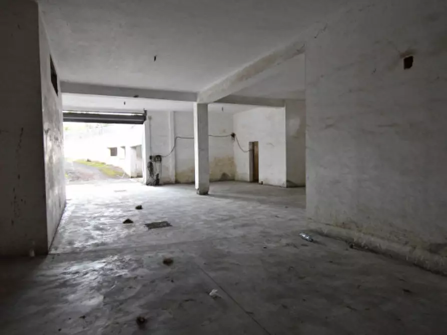 Immagine 7 di Magazzino in affitto  in Via Monte del Marmo a Roma