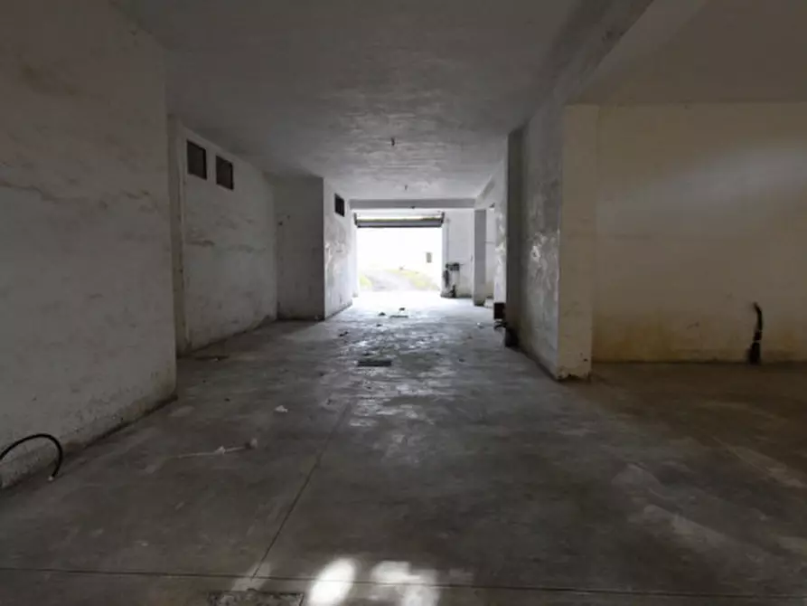 Immagine 8 di Magazzino in affitto  in Via Monte del Marmo a Roma