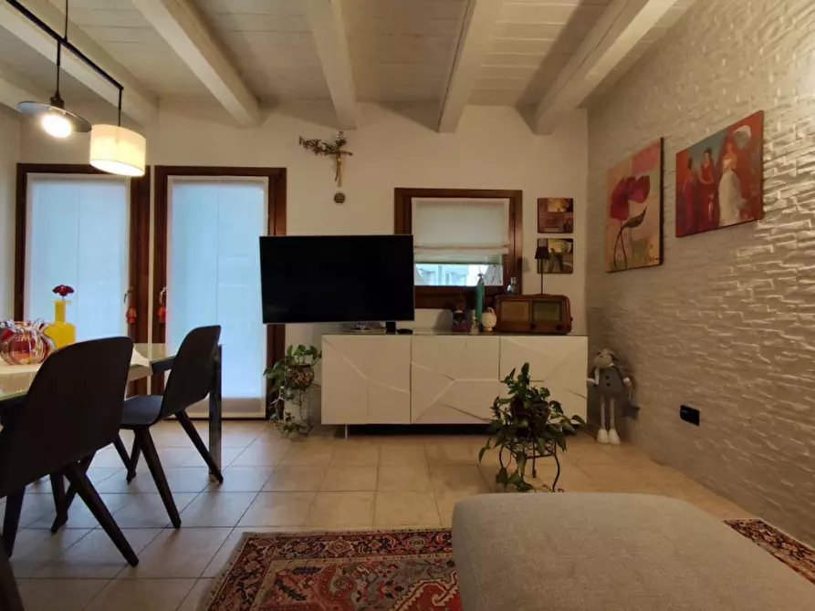 Immagine 1 di Appartamento in vendita  a Vicenza