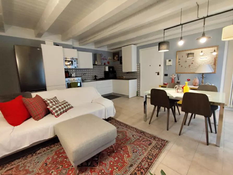 Immagine 5 di Appartamento in vendita  a Vicenza