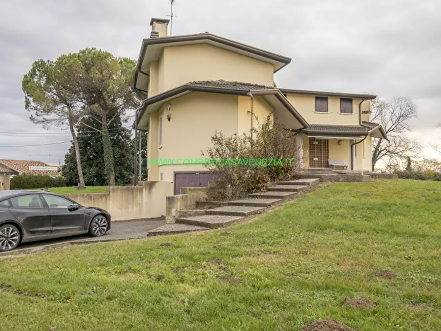 Immagine 5 di Villa in vendita  in preganziol a Preganziol