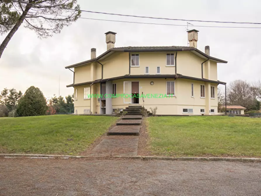 Immagine 5 di Villa in vendita  in preganziol a Preganziol