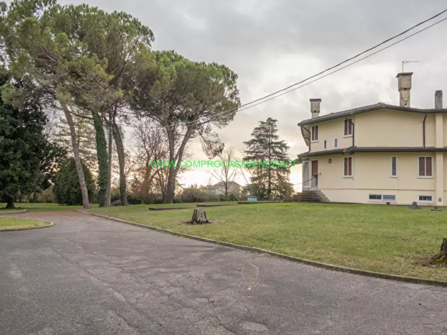 Immagine 9 di Villa in vendita  in preganziol a Preganziol