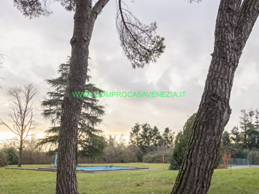 Immagine 11 di Villa in vendita  in preganziol a Preganziol