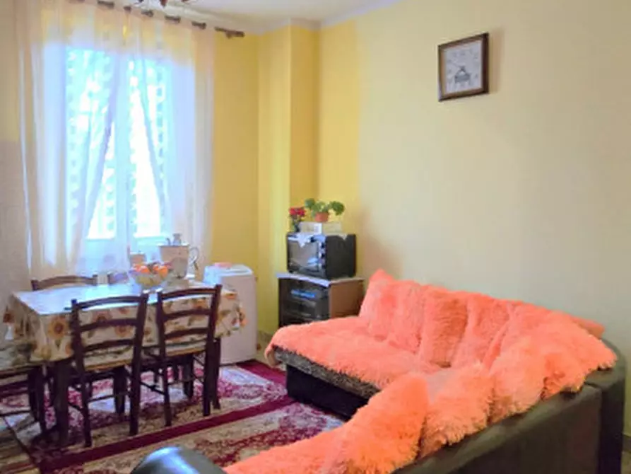 Immagine 3 di Appartamento in vendita  in Via Roma a Meldola