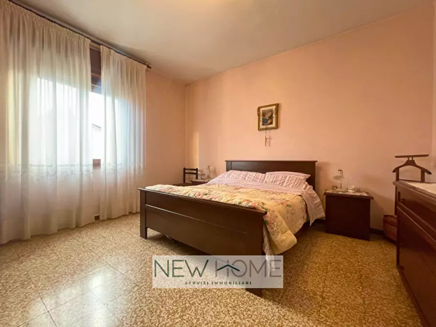 Immagine 1 di Camera in affitto  in Via dei Quattroventi 3 a Verona