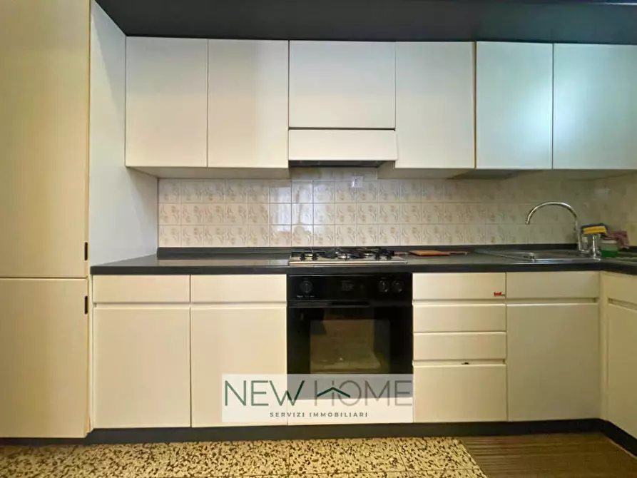 Immagine 12 di Camera in affitto  in Via dei Quattroventi 3 a Verona