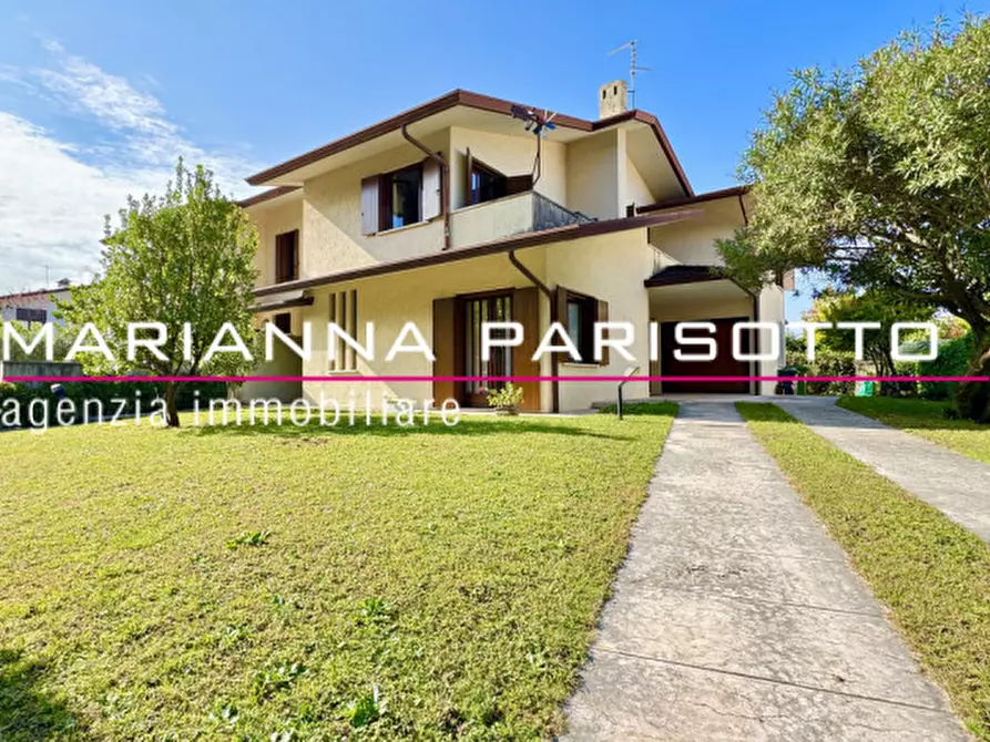 Immagine 2 di Casa bifamiliare in vendita  in Via Gaidon, 136 a Bassano Del Grappa