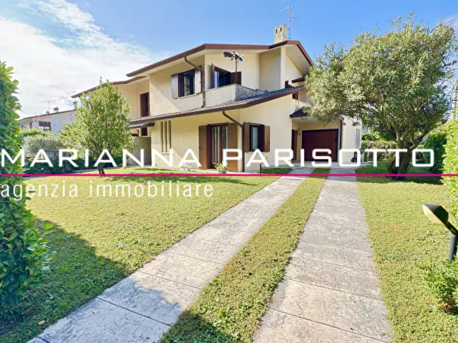 Immagine 3 di Casa bifamiliare in vendita  in Via Gaidon, 136 a Bassano Del Grappa