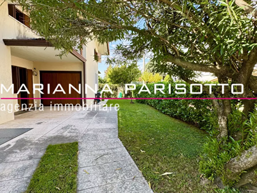 Immagine 9 di Casa bifamiliare in vendita  in Via Gaidon, 136 a Bassano Del Grappa