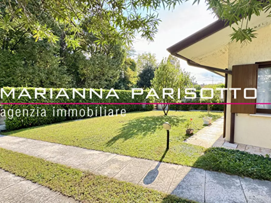 Immagine 10 di Casa bifamiliare in vendita  in Via Gaidon, 136 a Bassano Del Grappa