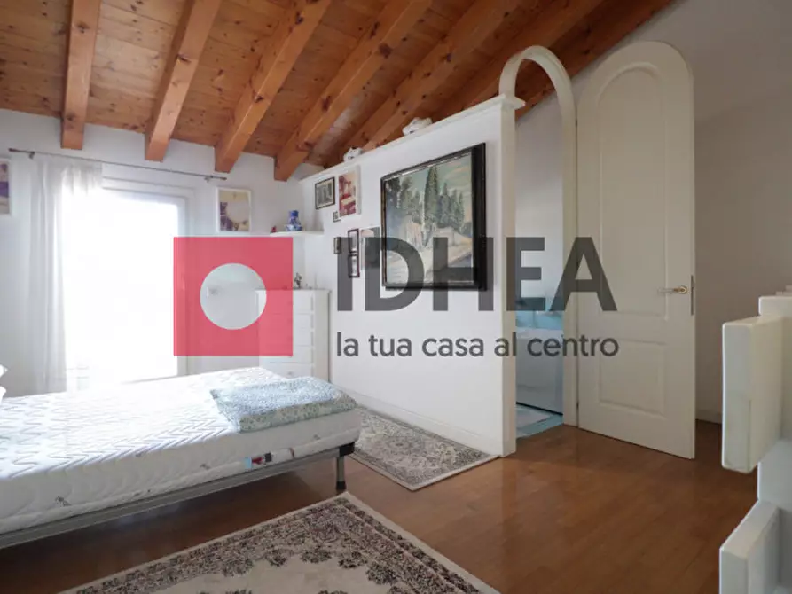 Immagine 9 di Appartamento in vendita  in VIA SANTANDRA' a Povegliano