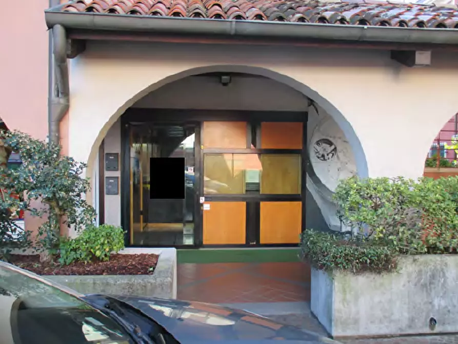 Immagine 1 di Negozio in vendita  in Via Roma, 35 a Gaiarine