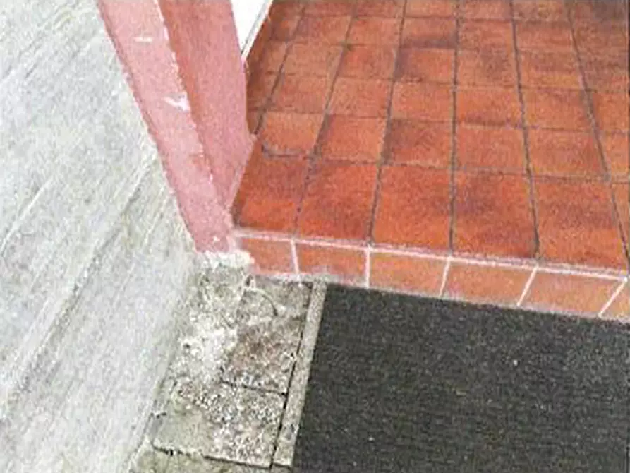 Immagine 16 di Negozio in vendita  in Via Giacomo Matteotti 3 a Sant'ambrogio Di Valpolicella