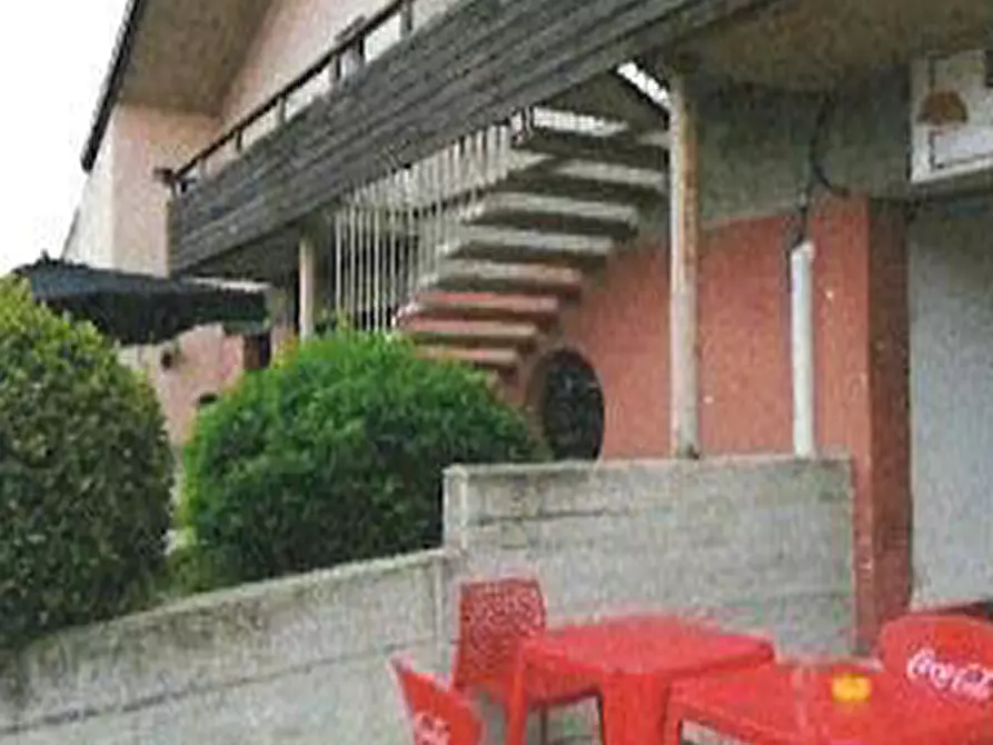 Immagine 24 di Negozio in vendita  in Via Giacomo Matteotti 3 a Sant'ambrogio Di Valpolicella