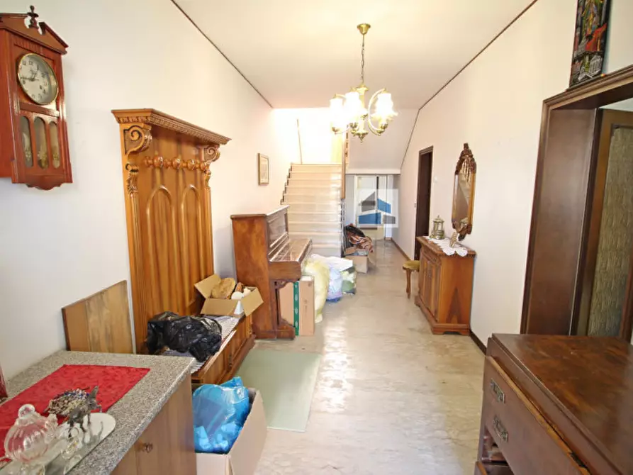 Immagine 3 di Casa bifamiliare in vendita  in Vicolo Como a Fosso'