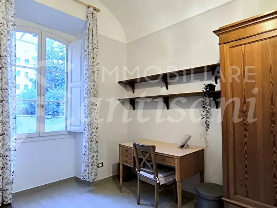 Immagine 1 di Camera in affitto  in Lungarno Amerigo Vespucci a Firenze