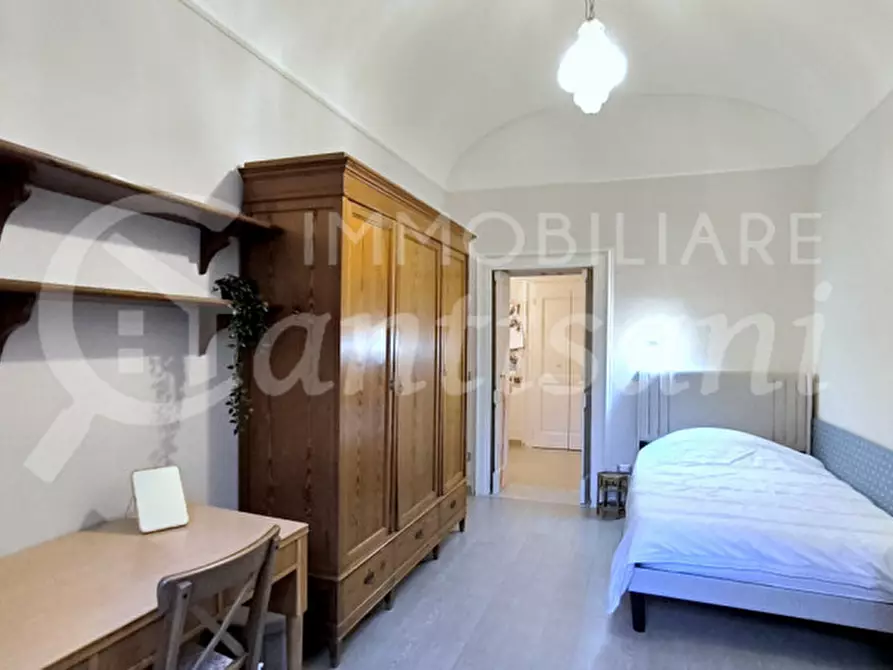 Immagine 3 di Camera in affitto  in Lungarno Amerigo Vespucci a Firenze