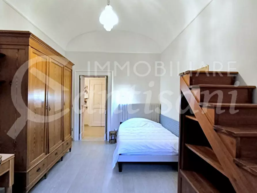 Immagine 6 di Camera in affitto  in Lungarno Amerigo Vespucci a Firenze