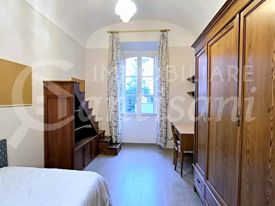 Immagine 9 di Camera in affitto  in Lungarno Amerigo Vespucci a Firenze