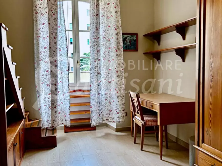 Immagine 14 di Camera in affitto  in Lungarno Amerigo Vespucci a Firenze