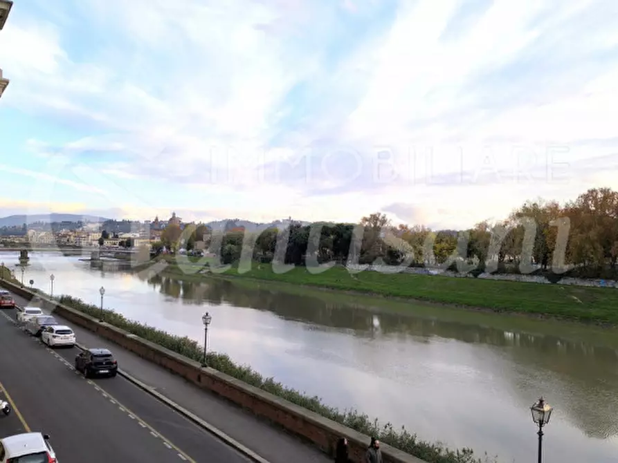 Immagine 18 di Camera in affitto  in Lungarno Amerigo Vespucci a Firenze